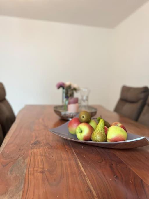 Moderne Gemuetliche Ferienwohnung In Friedrichshafen Bagian luar foto