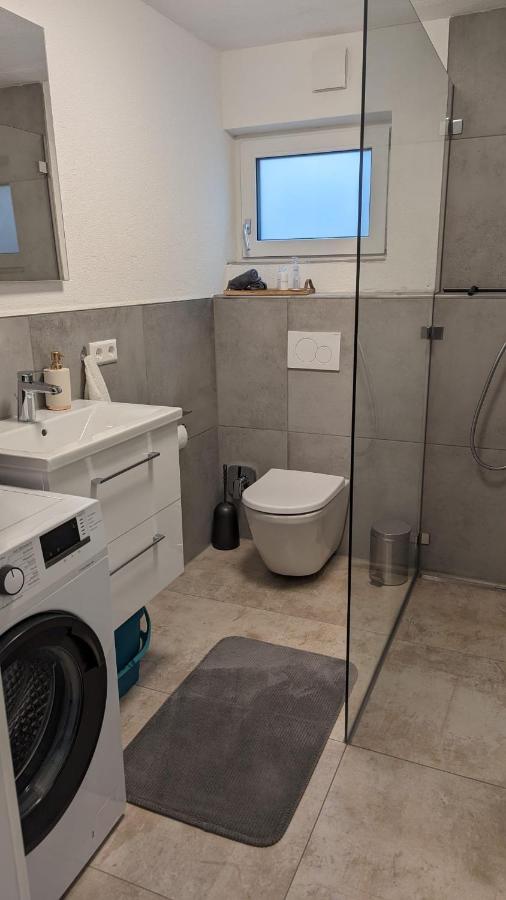 Moderne Gemuetliche Ferienwohnung In Friedrichshafen Bagian luar foto