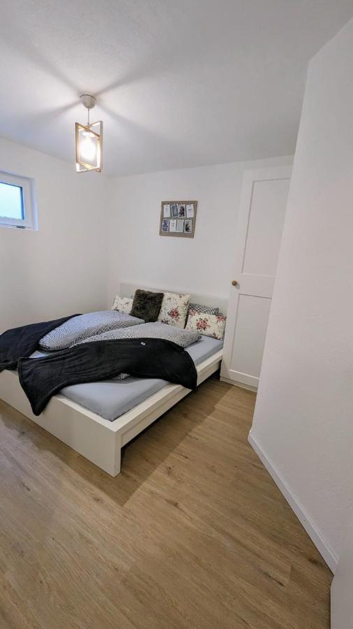 Moderne Gemuetliche Ferienwohnung In Friedrichshafen Bagian luar foto